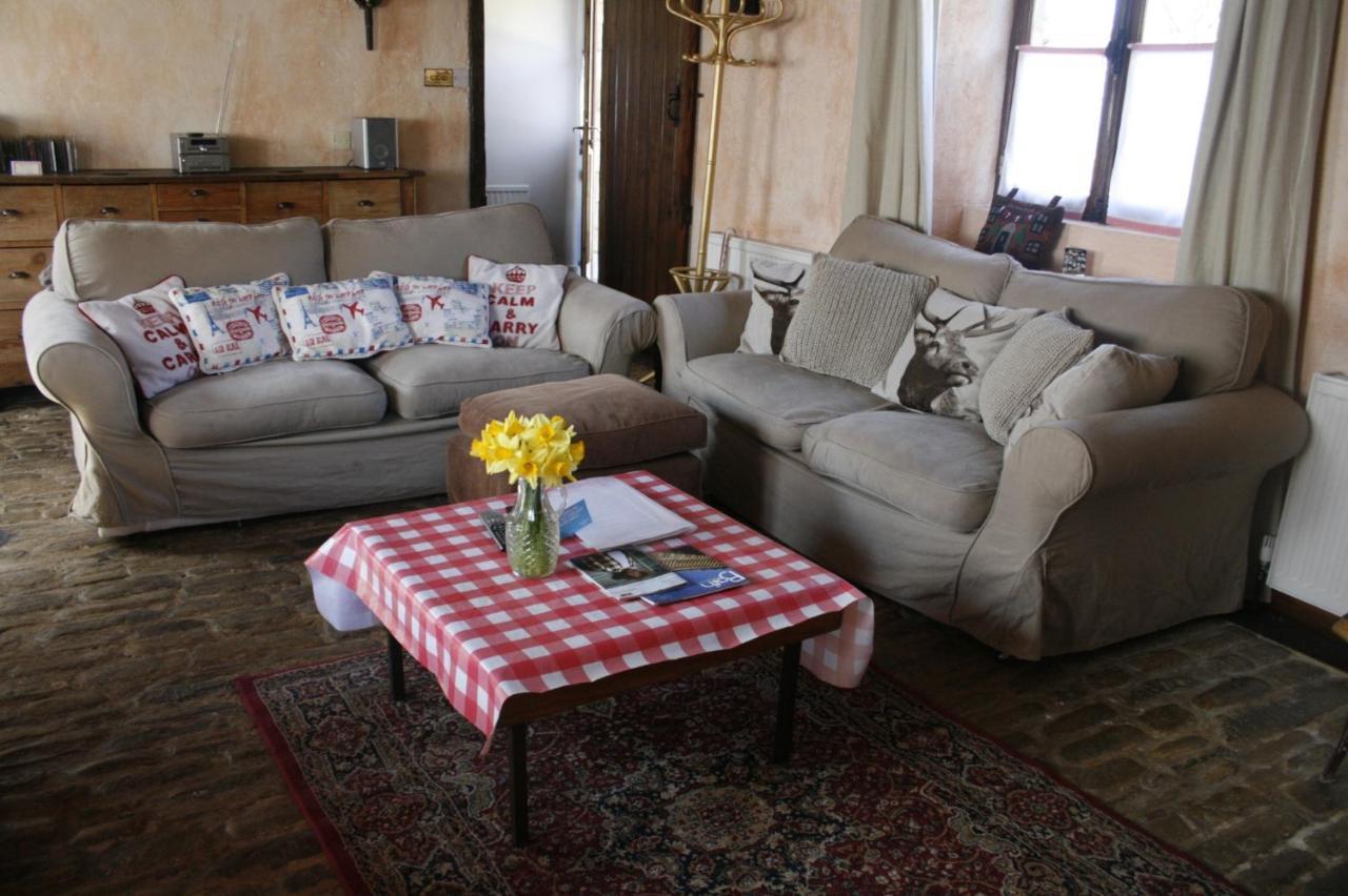 Fosse Farmhouse Holiday Cottages 치펜햄 외부 사진
