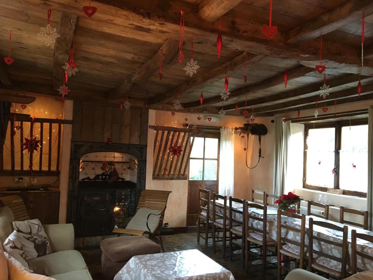 Fosse Farmhouse Holiday Cottages 치펜햄 외부 사진